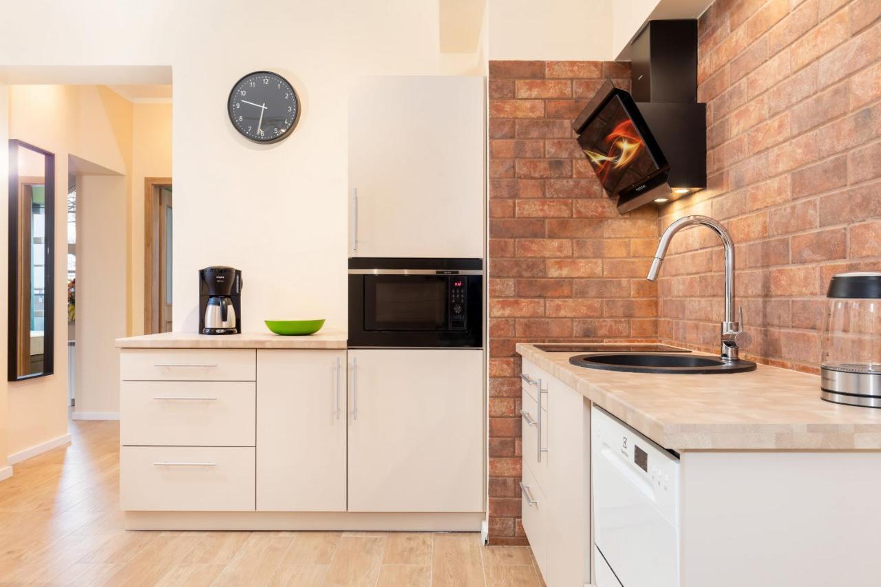 Apartamenty Biala Mewa By Renters ชวีโนวิชแจ ภายนอก รูปภาพ
