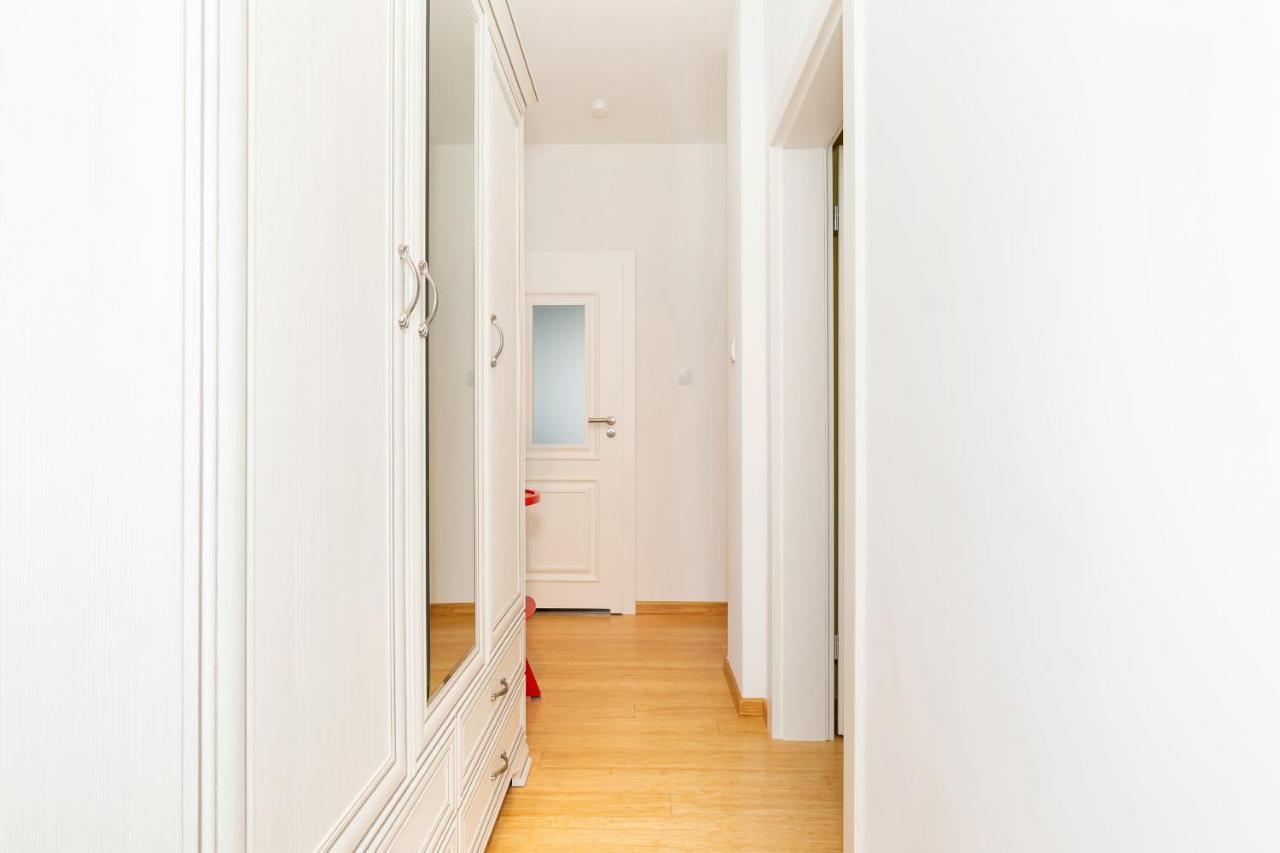 Apartamenty Biala Mewa By Renters ชวีโนวิชแจ ภายนอก รูปภาพ